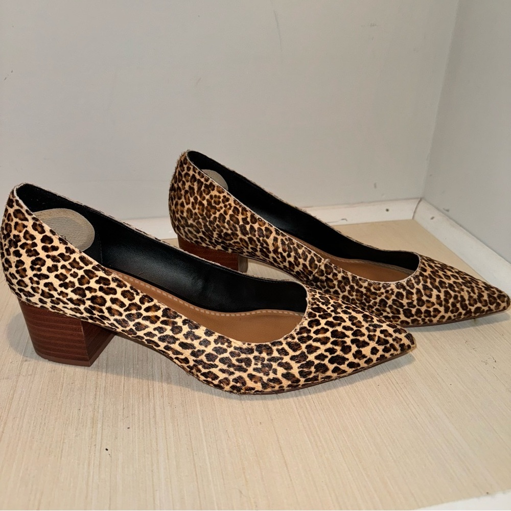 CrownVintage leopard print heels